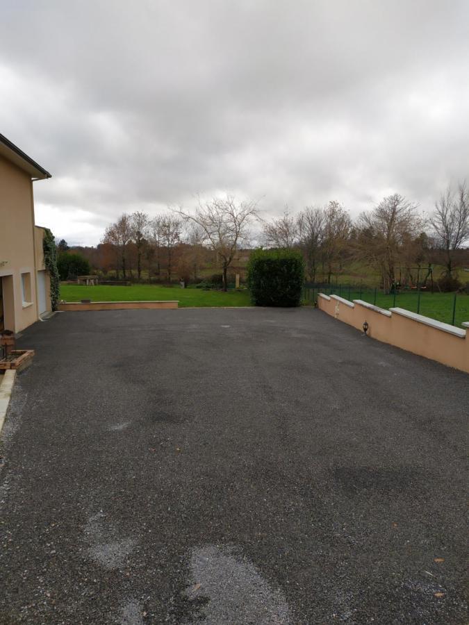 Les Bruyeres Apartment Chaptelat Exterior photo